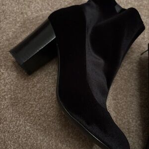 Elegant Black Women's Ankle Boots